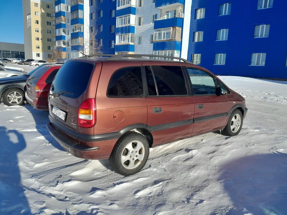 Продаю опель зафира