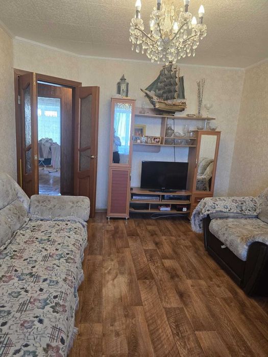 продается 1 ком квартира