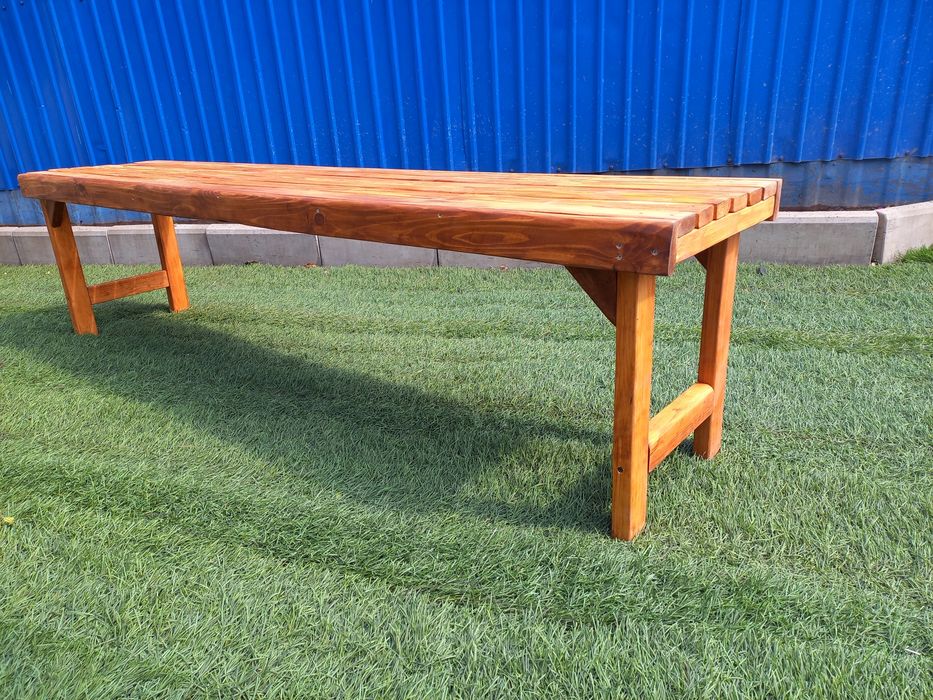 Лавочка для дома и сада