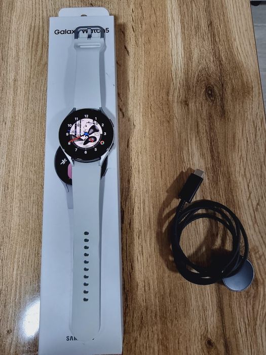 Смарт часы в отличном состоянии