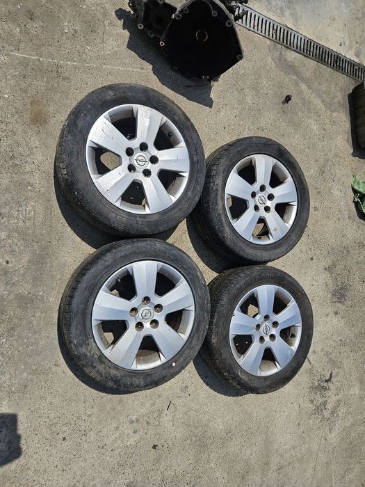 Jante Aliaj Opel Vectra 16" Anvelopele Sunt Scoapte