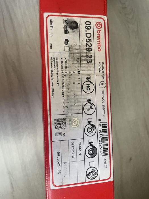Discuri frana BREMBO MERCEDES c-class COD:09d52923 Bratia din Deal