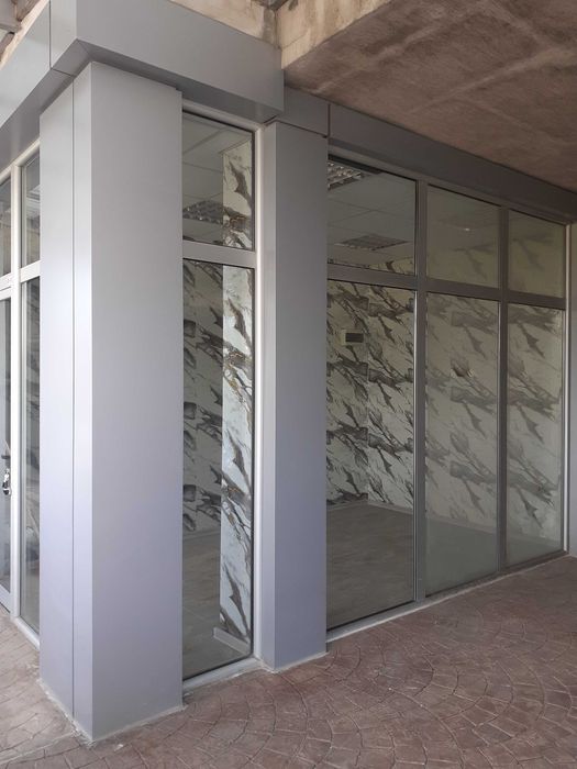 Дава се под наем Магазин в София, Красна поляна 2 - 14 кв.м за 163.2 € - Снимка #1