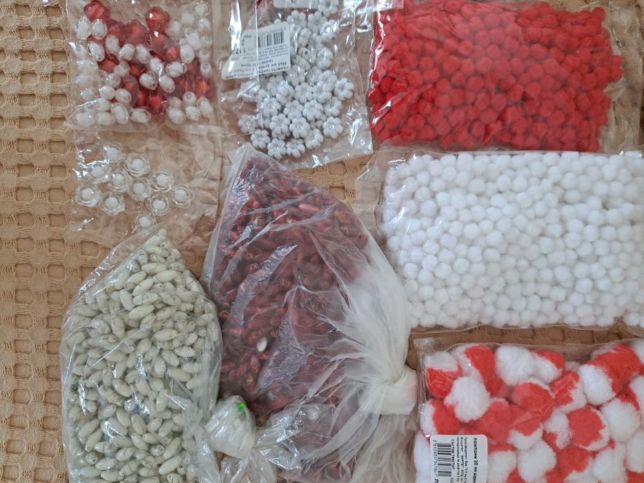 Мъниста за мартеници