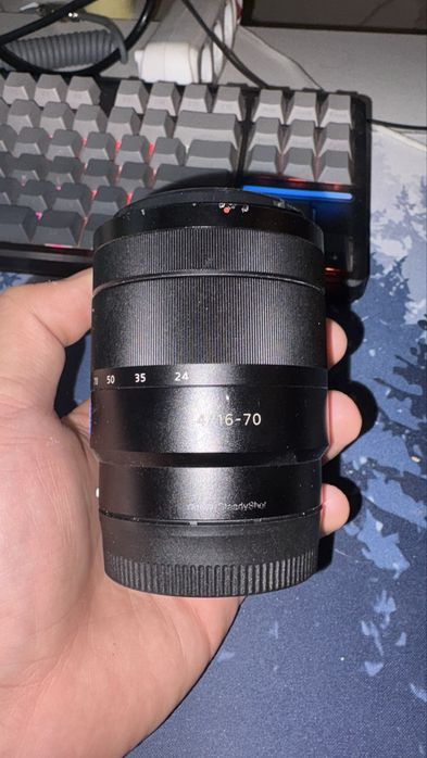 Продам объектив sony zeiss 16-70 f4