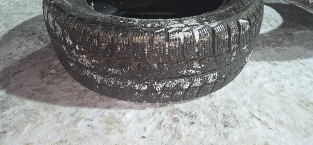 Продаю пару б/у баллонов