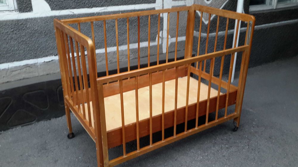 Детская кроватка - манеж, б/у