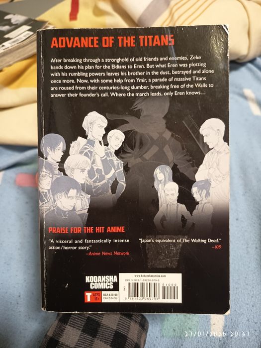 Манга attack on titan 31-32 част, red white and royal blue