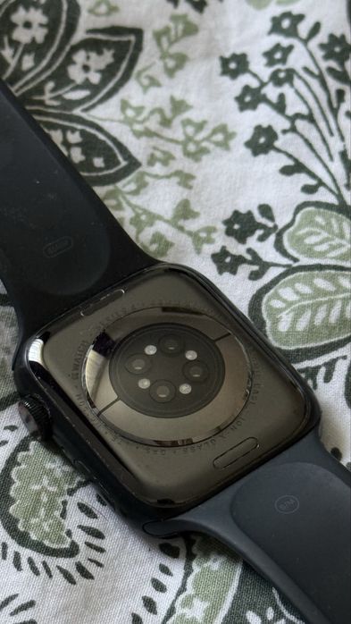 Apple Watch Series 8 45mm GPS + Cellular