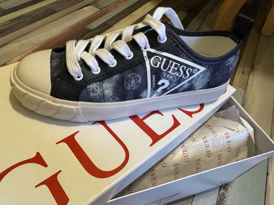 Кецове Guess 36 номер
