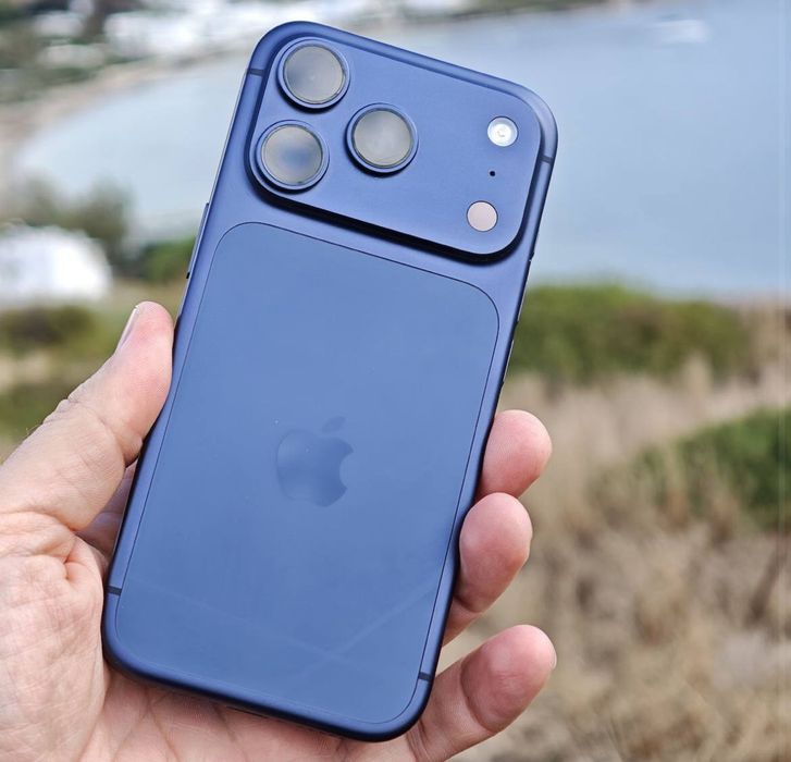 Продам Iphone 17 pro 256