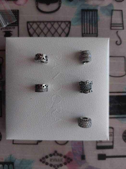 Сребърни Pandora талисмани