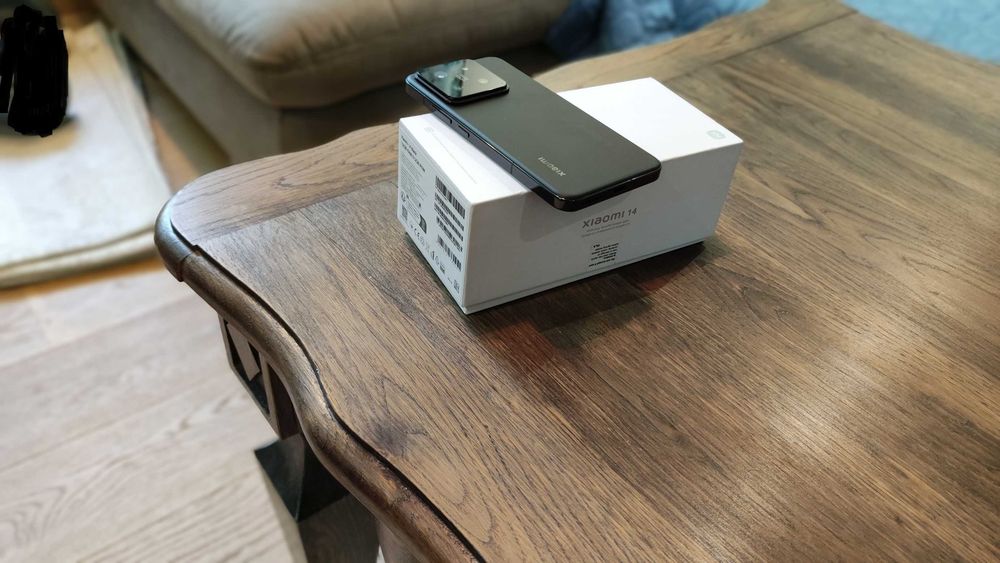 Xiaomi 14 12/512 гб. отличен !