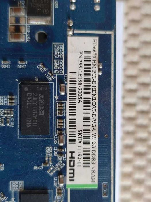 видео карта Sapphire HD 6670 2 GB DDR3