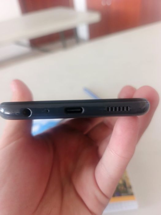 Samsung A13 обмен на айфон 8-х-хр