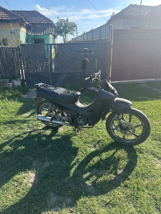 Mototr HONDA 125cc