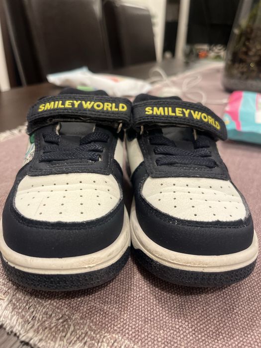 Adidasi baieti nr. 27