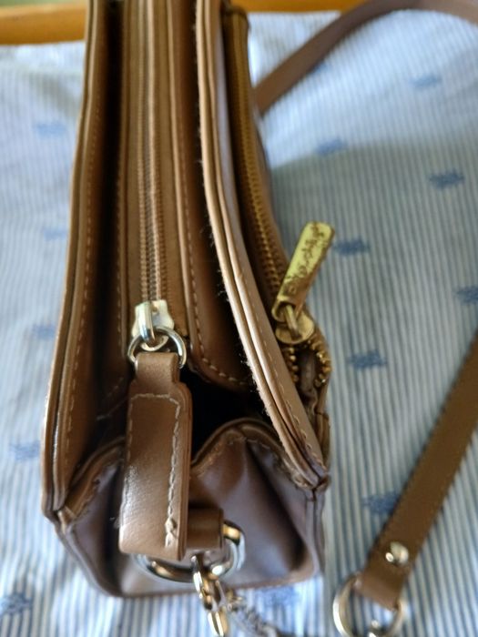 Дамска кафява чанта David  Jones ,дълга дръжка за рам