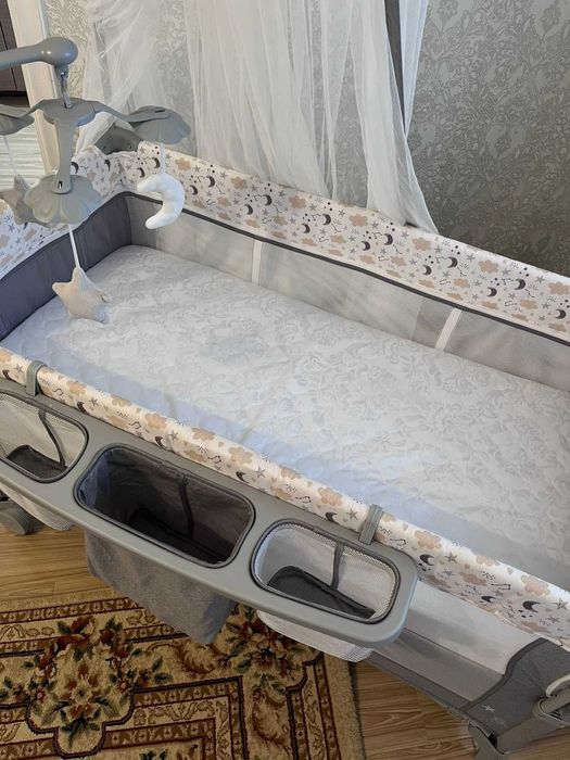 Манеж-кровать детский