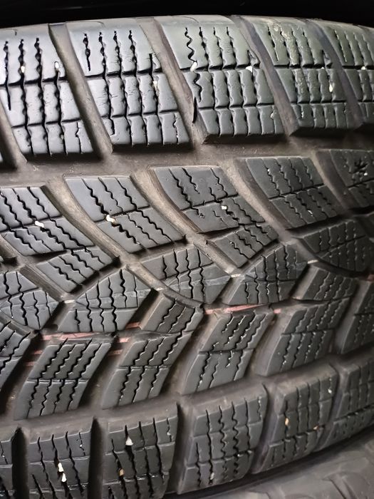 Гуми 225/55/18 Гудиар