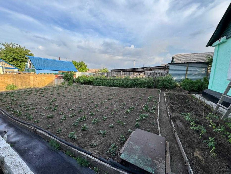 Продам 4-х  дом по Матросова