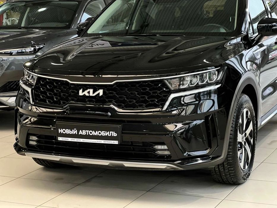 Продаю Kia sorento 2023 Black.