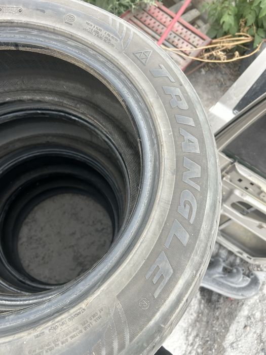 Продам шины 215/60/16
