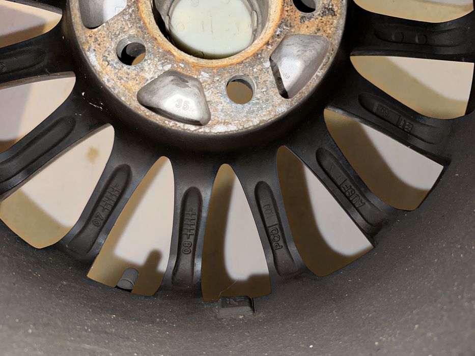 Продавам джанти 5х100 15’ със зимни гуми 195/65/15