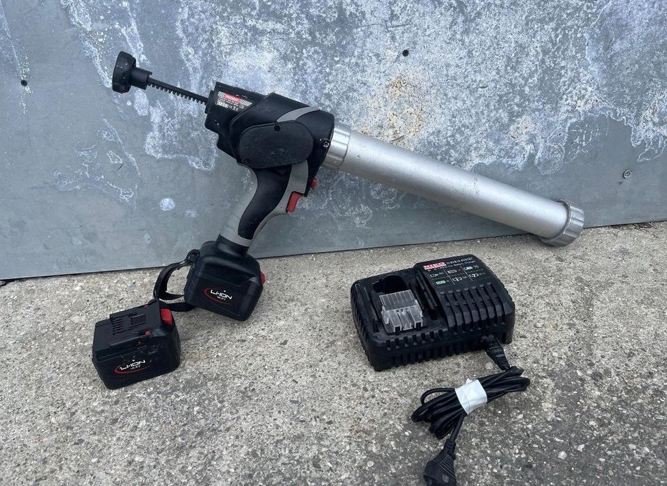 Pistol de silicon cu acumulator Niko 14.4V Techway