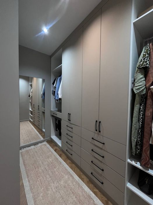 Продам 3 комн. квартиру