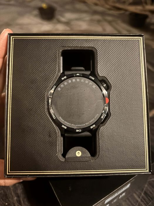 Часовик HUAWEI GT4