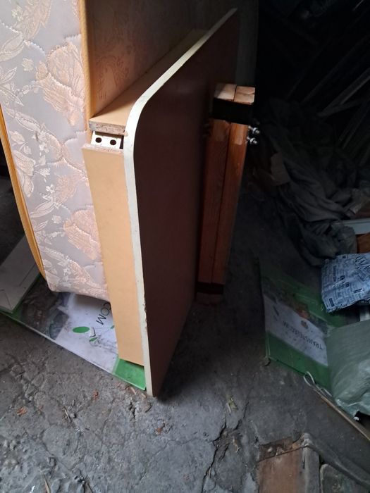 Продам стол компьютерный