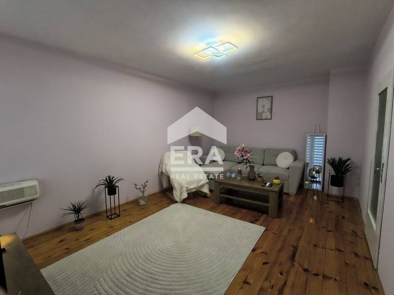 Продава се Тристаен апартамент в Горна Оряховица - 79 кв.м за 617 €/кв.м - Снимка #1