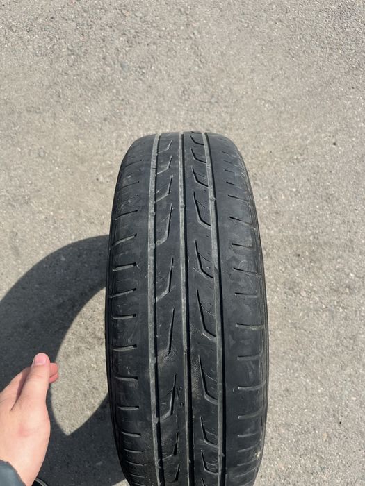 Летние резины продам в комплекте.
