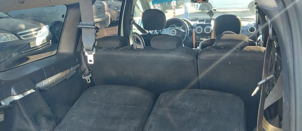 Lada Largus metani gaz baloni bilan