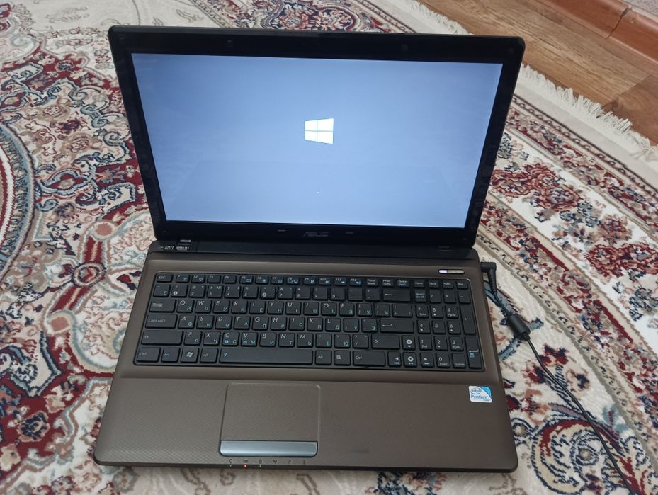 Ноутбук Asus windows 10