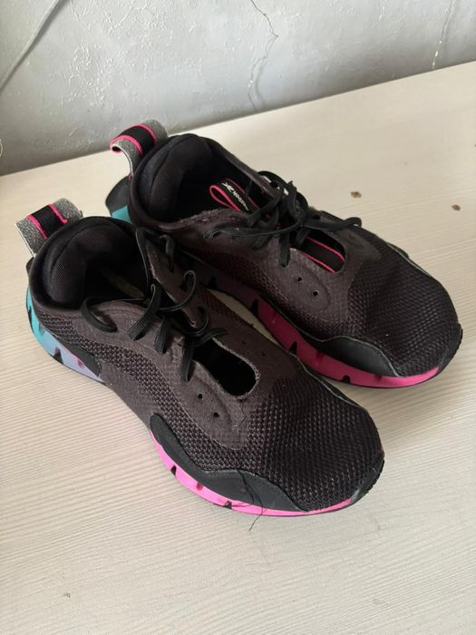 Продам кроссовки Reebok оригинал