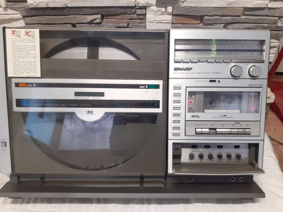 Combina SHARP  VZ-3000