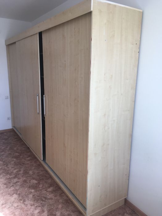 Мебель шкаф и диван