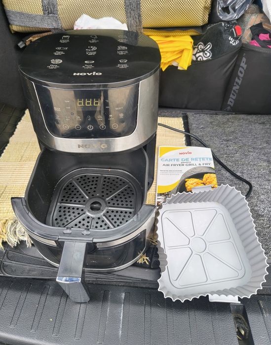 Airfryer Novio inca în garantie