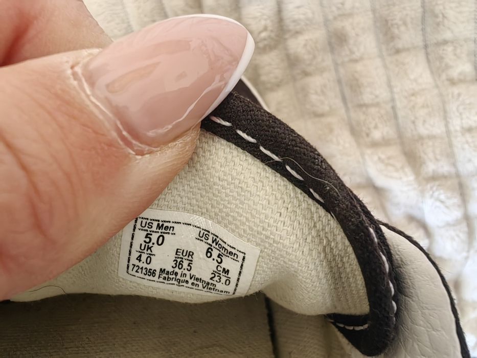 Оригинални кецове Vans