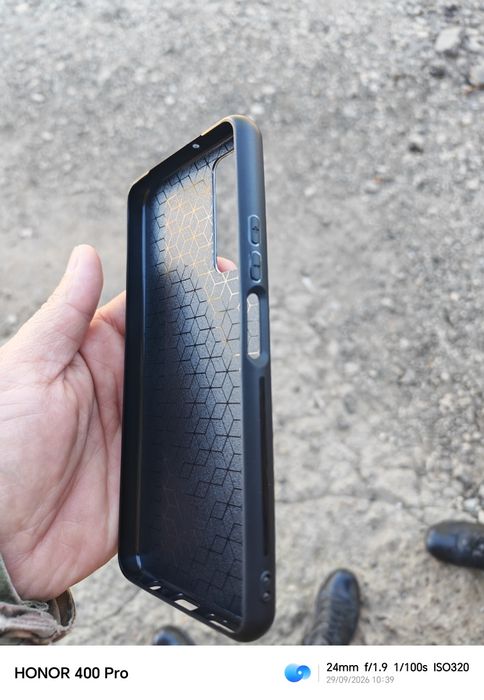 Продам чехол на Хуавей P smart 2021