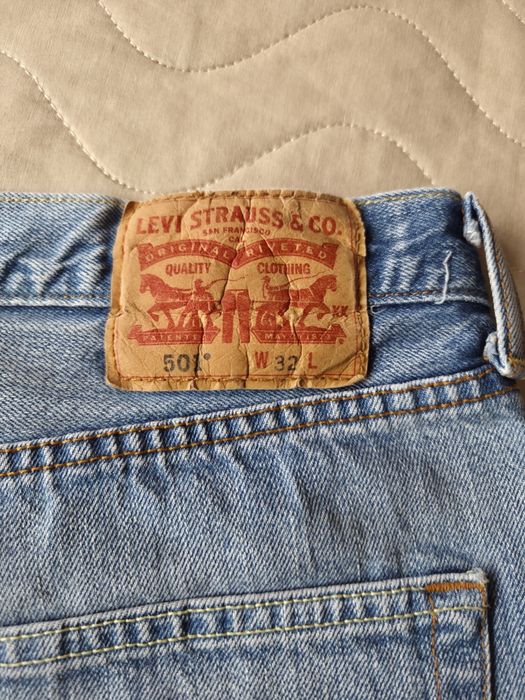 Дънкови къси панталони Levi's 501 (размер 32)