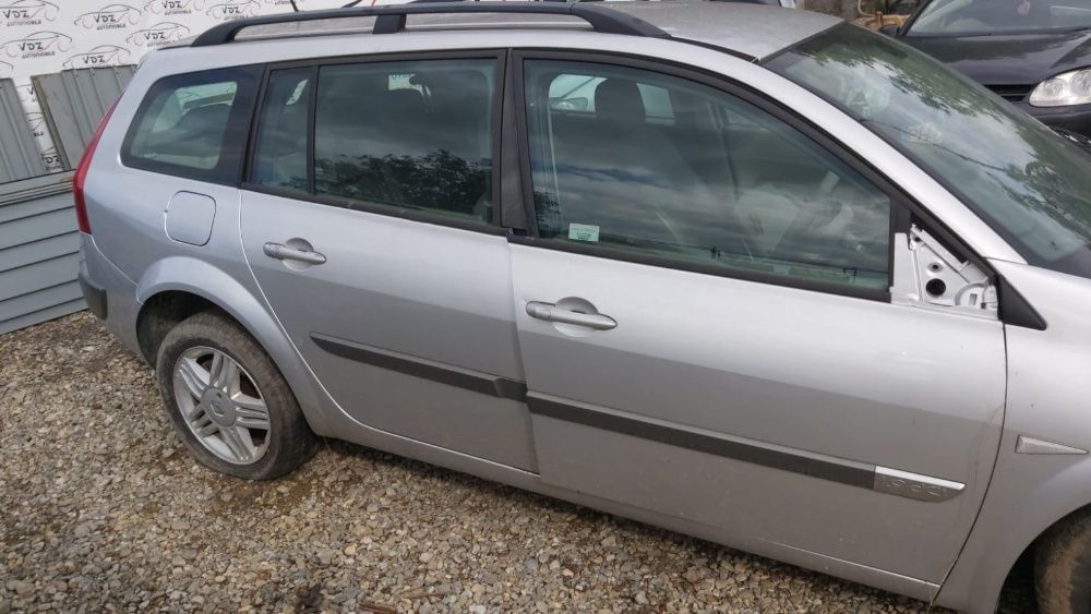 Dezmembrez Renault Megane 2 break 1.9 DCi