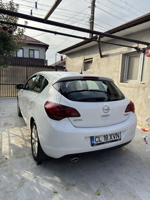 OPEL Astra 2011 — imagine 4