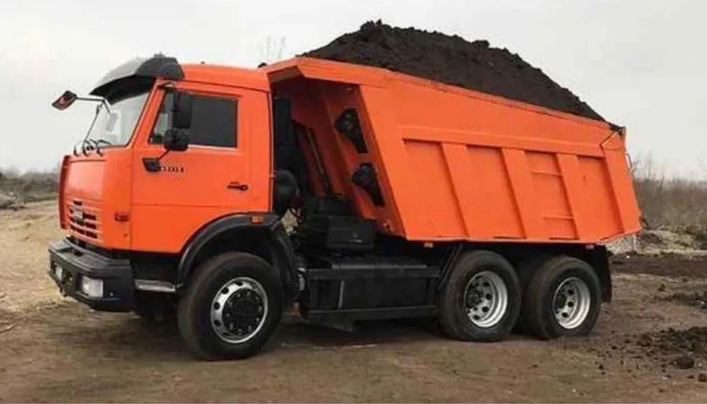 Доставка камаз Сникерс ,щебень ,песок пгс камни