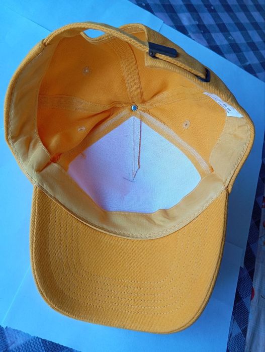 Kepka Sotiladi Quyoshdan Ximoya