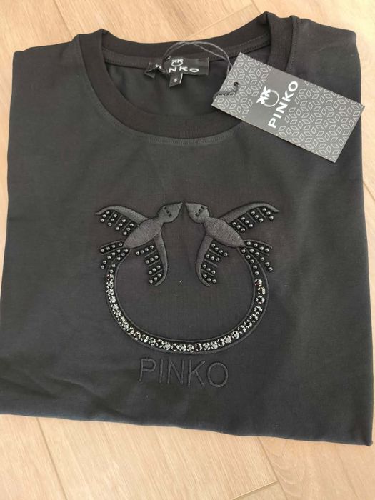 Дамски тениски на Pinko, Guess, Calvin Klein и много други марки