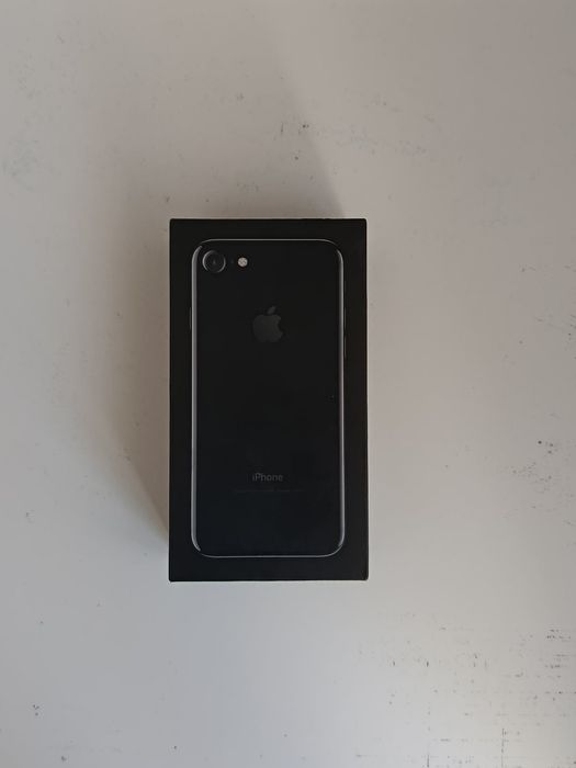 iPhone 7 32GB Black (Қорабымен)