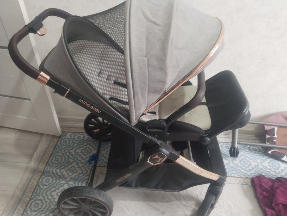 Коляска в идеальном состоянии